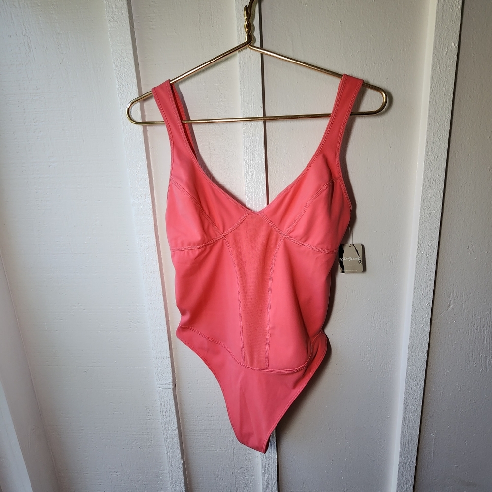 New Free People Movement Heart OF Gold Leotard Strawberry Size Medium